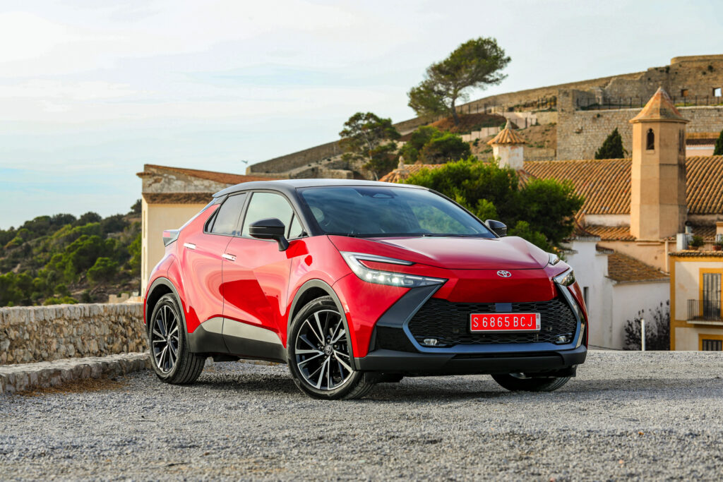 Essai Toyota C HR 1 8 2024 Que Vaut La Motorisation Hybride