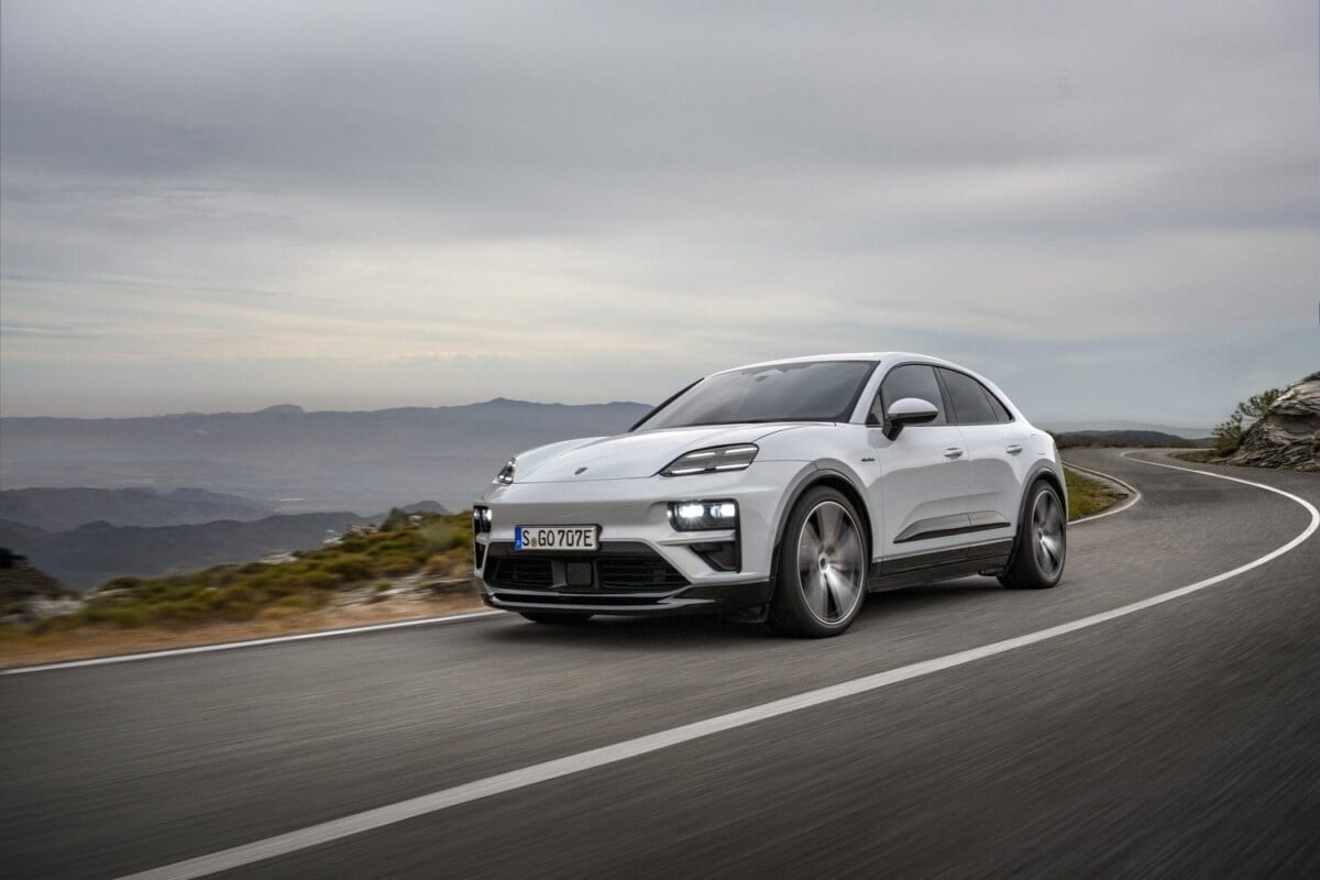 Porsche D Voile Sa Nouvelle Voiture Lectrique Avec Deux Nouveaut S