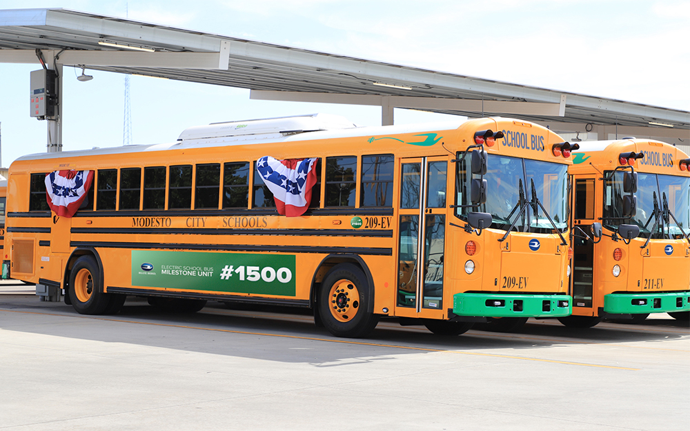 Blue Bird Delivers Its 1,500th Electric School Bus – Evearly News English