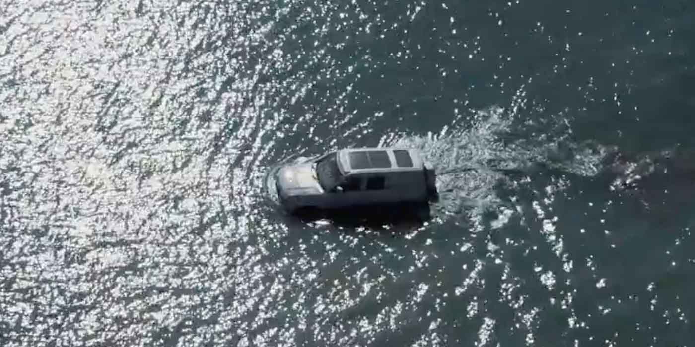 Byds Yangwang U Suv Goes Borderline Amphibious In New Emergency