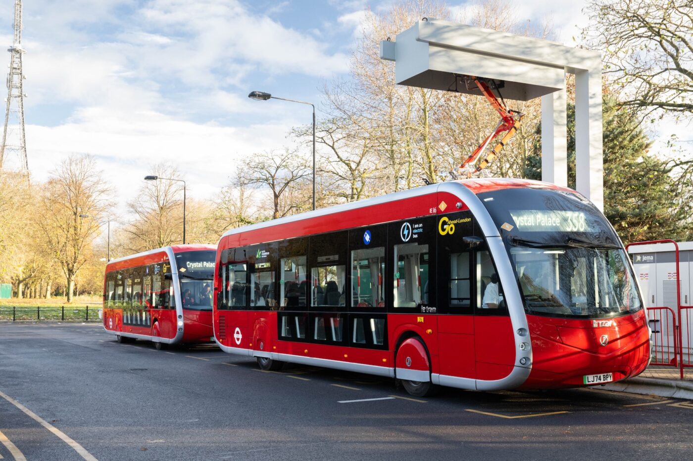 irizar ie tram london go ahead tfl 1400x933