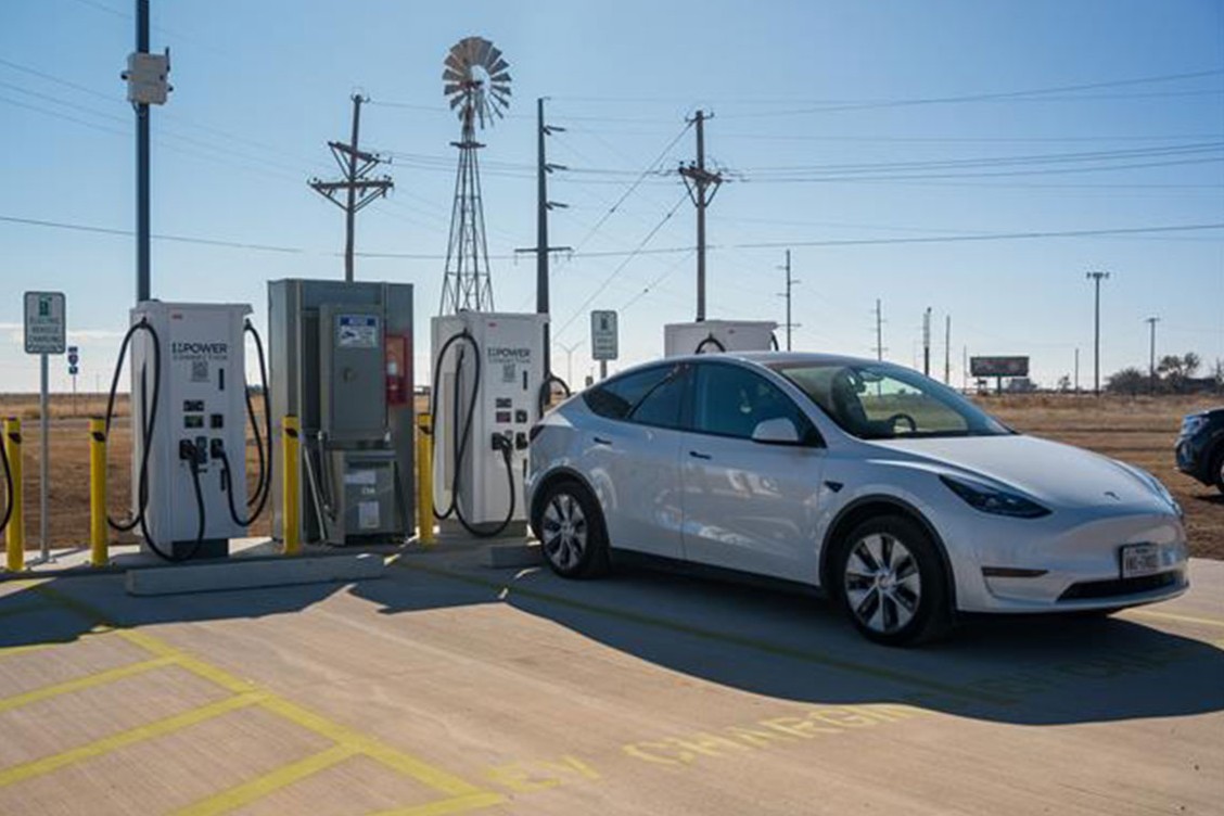 happy texas nevi charging station usa cropped